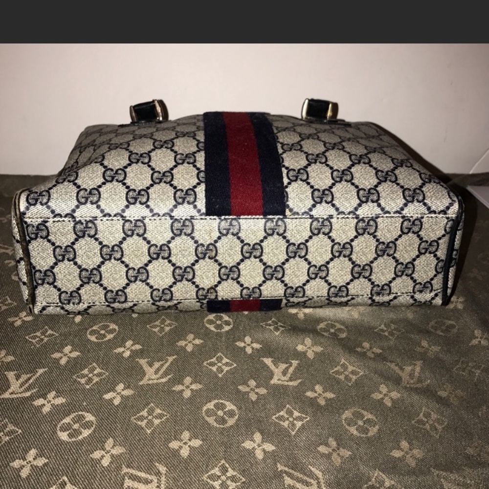 100% AUTHENTIC VINTAGE GUCCI BAG